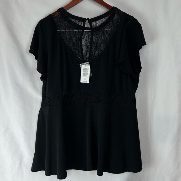 NWT Torrid Lace Short Sleeve Top - Picture 5 of 11